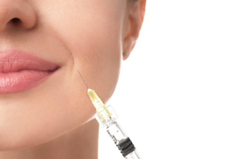 INJECTION D’ACIDE HYALURONIQUE  INJECTION D&rsquo;ACIDE HYALURONIQUE 1 shutterstock 1528610216 scaled 480x320  TOUTES LES INTERVENTIONS 1 shutterstock 1528610216 scaled 480x320